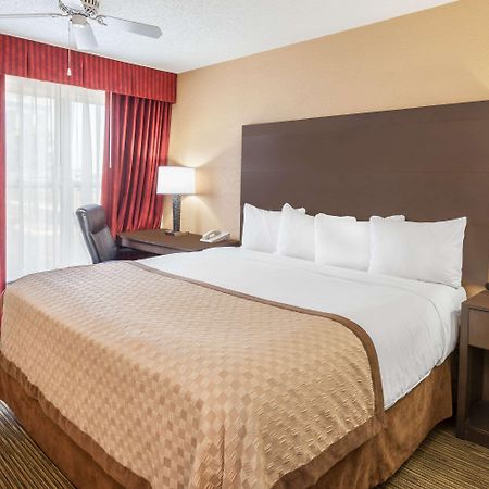 Affordable Suites Of America Detroit-Уоррен Экстерьер фото