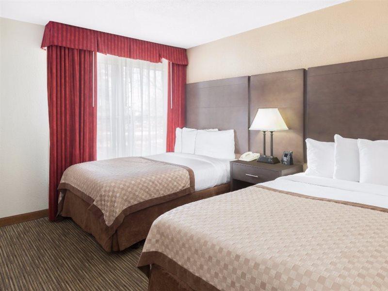 Affordable Suites Of America Detroit-Уоррен Экстерьер фото
